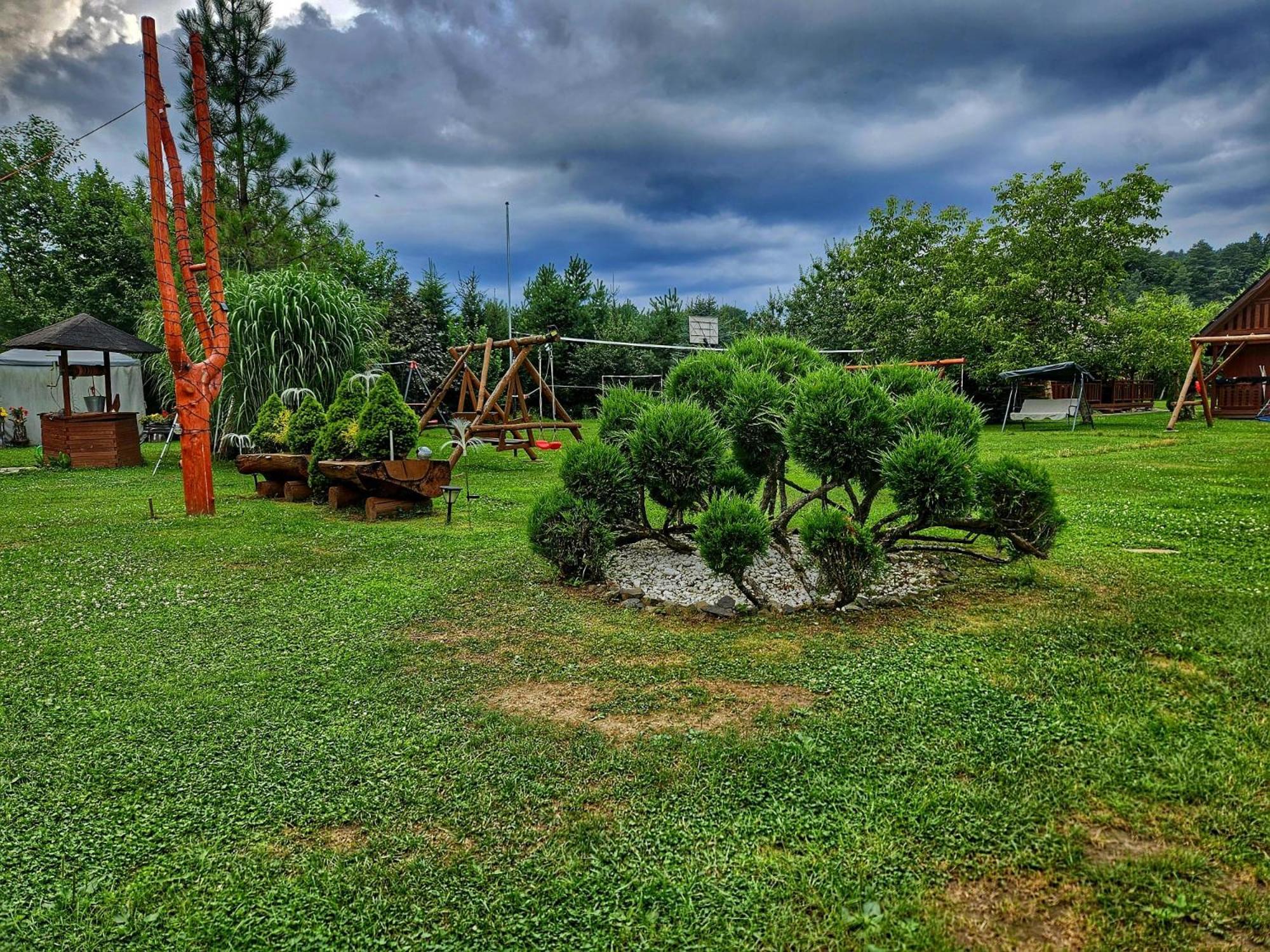 Domki Nad Sanem เลสโก ภายนอก รูปภาพ